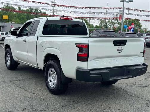 2025 Nissan Frontier S