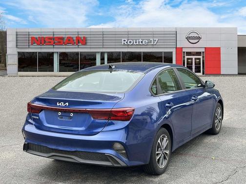 Deep Sea Blue 2023 Kia Forte LXS