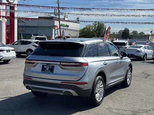 2023 Lincoln Corsair Standard