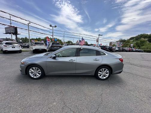 Mineral Gray Metallic 2024 Chevrolet Malibu FWD 1LT