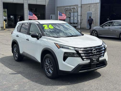 Glacier White 2026 Nissan Rogue S