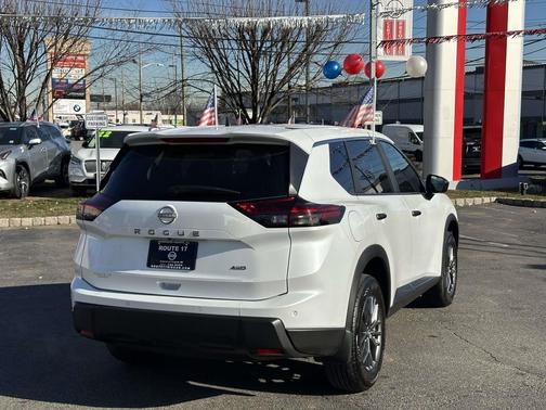 2025 Nissan Rogue S
