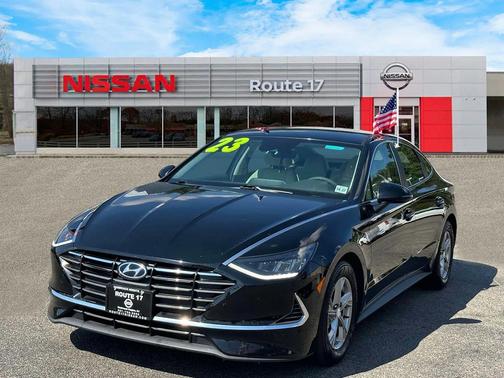 2023 Hyundai SONATA SE