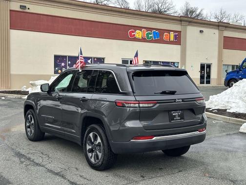 2024 Jeep Grand Cherokee 4xe Base