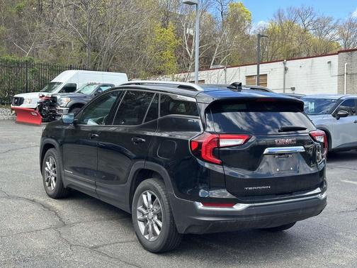 Ebony Twilight Metallic 2024 GMC Terrain SLT