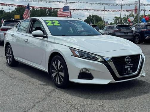 2022 Nissan Altima 2.5 SV