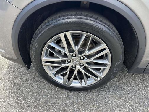 Lunar Silver Metallic 2023 Acura MDX Advance Package