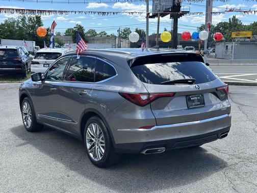 Lunar Silver Metallic 2023 Acura MDX Advance Package