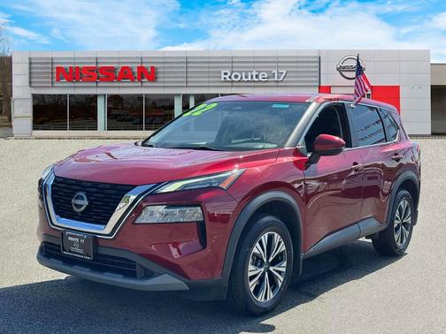 2022 Nissan Rogue SV