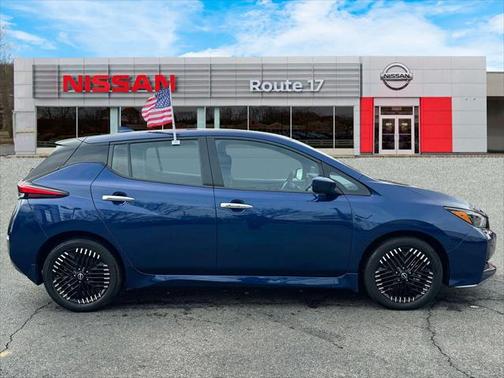 2023 Nissan Leaf SV PLUS 60 kWh