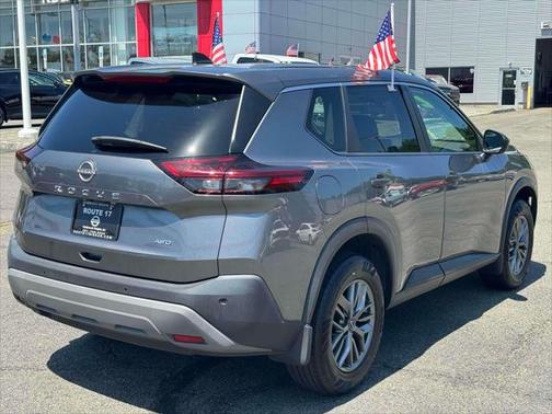 2022 Nissan Rogue S