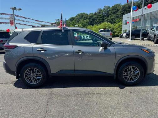 2022 Nissan Rogue S