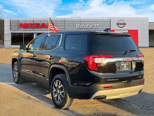 2022 GMC Acadia AWD SLE