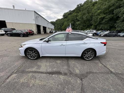 Gray Sky Pearl 2023 Nissan Altima SR VC-Turbo FWD