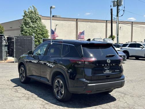 Black 2024 Nissan Rogue SV
