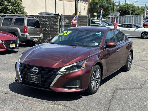 Garnet Pearl Metallic 2023 Nissan Altima 2.5 SV