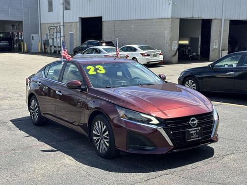 Garnet Pearl Metallic 2023 Nissan Altima 2.5 SV