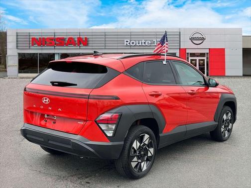 2024 Hyundai KONA SEL