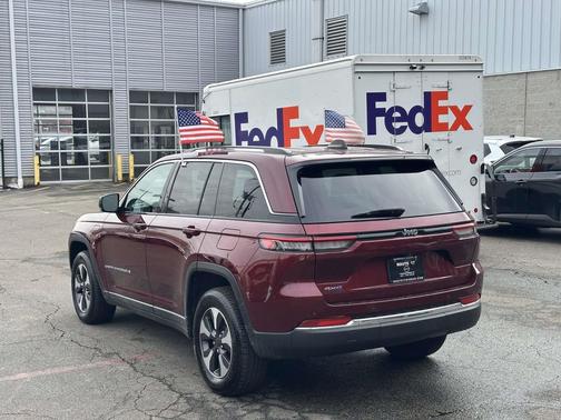 2024 Jeep Grand Cherokee 4xe Base