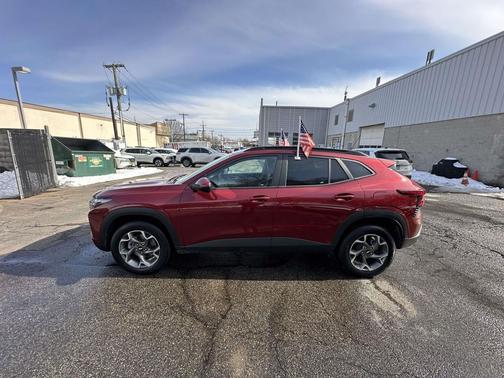 2025 Chevrolet Trax LT