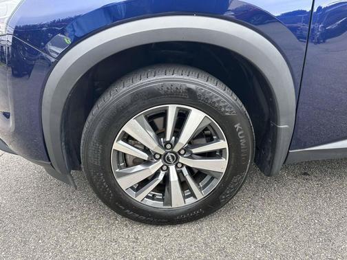 Deep Ocean Blue Pearl 2024 Nissan Pathfinder SL 4WD