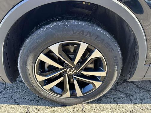 2023 Volkswagen Tiguan 2.0T S