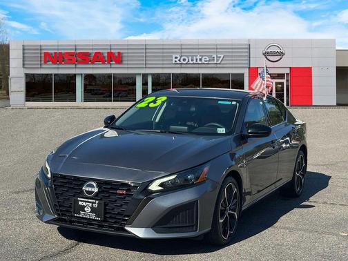 2023 Nissan Altima SR Intelligent AWD