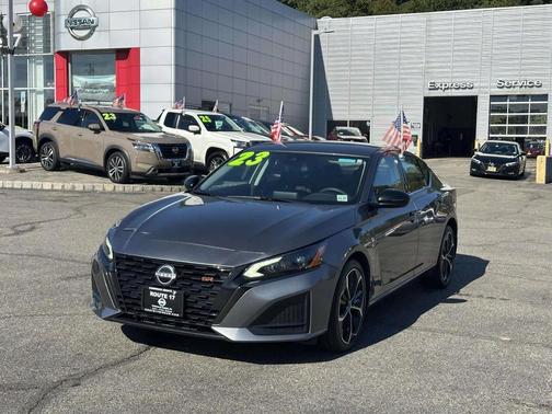 2023 Nissan Altima SR Intelligent AWD