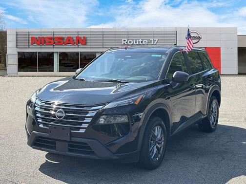 Super Black 2024 Nissan Rogue S