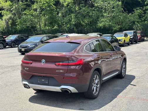 Piemont Red 2022 BMW X4 xDrive30i