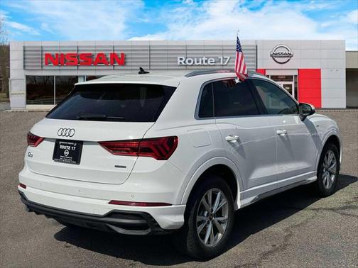 2024 Audi Q3 Premium 45 TFSI S line quattro Tiptronic