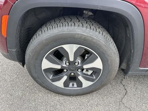 Velvet Red Pearlcoat 2024 Jeep Grand Cherokee 4xe Base