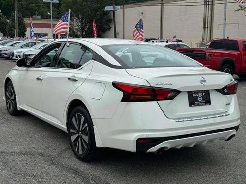 2022 Nissan Altima 2.5 SL