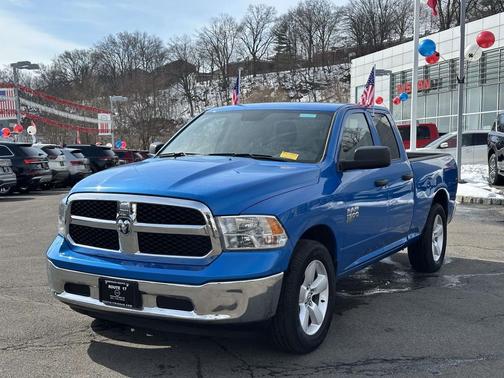 2024 RAM 1500 Classic SLT