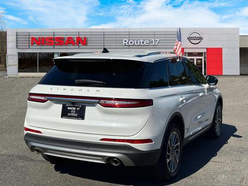 2022 Lincoln Corsair Standard