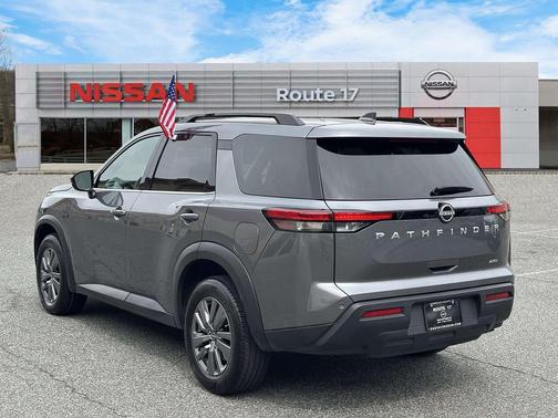 Gun Metallic 2025 Nissan Pathfinder SV 4WD