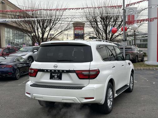 2024 Nissan Armada SV 4WD