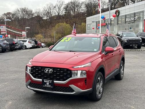 2023 Hyundai SANTA FE SE