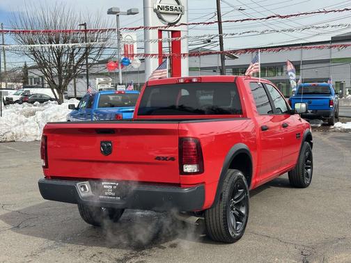 2024 RAM 1500 Classic Warlock Crew Cab 4x4 5'7' Box