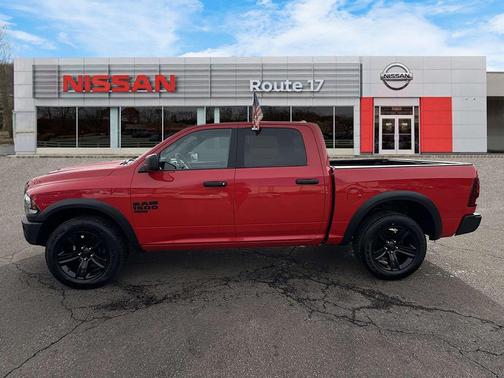 2024 RAM 1500 Classic Warlock Crew Cab 4x4 5'7' Box