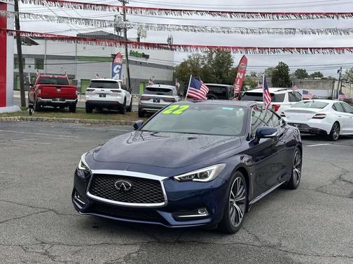 2022 INFINITI Q60 LUXE