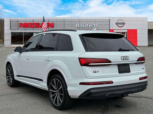 2021 Audi Q7 55 Prestige