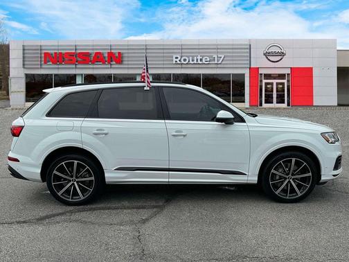 2021 Audi Q7 55 Prestige