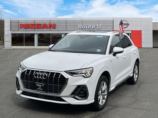 Glacier White Metallic 2025 Audi Q3 Premium 45 TFSI S line quattro Tiptronic