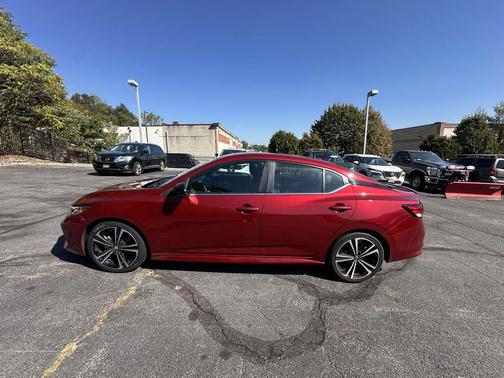 2022 Nissan Sentra SR
