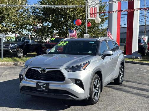 2023 Toyota Highlander XLE