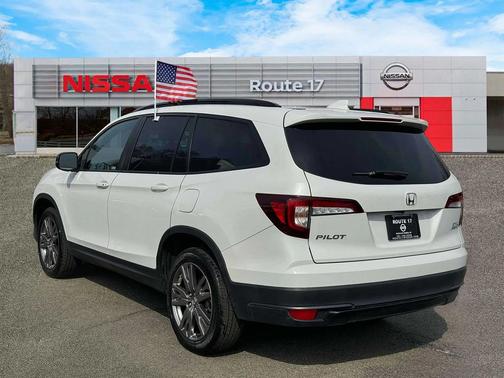 2022 Honda Pilot AWD Sport