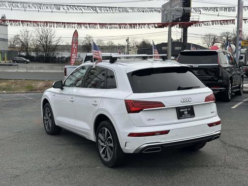 2023 Audi Q5 45 S line Premium Plus