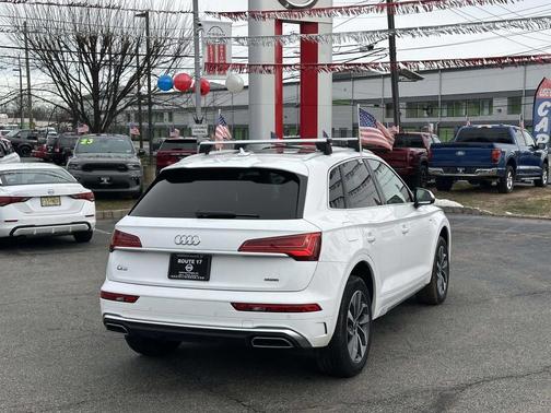 2023 Audi Q5 45 S line Premium Plus