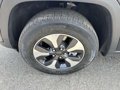 Midnight Sky 2024 Jeep Grand Cherokee 4xe Base